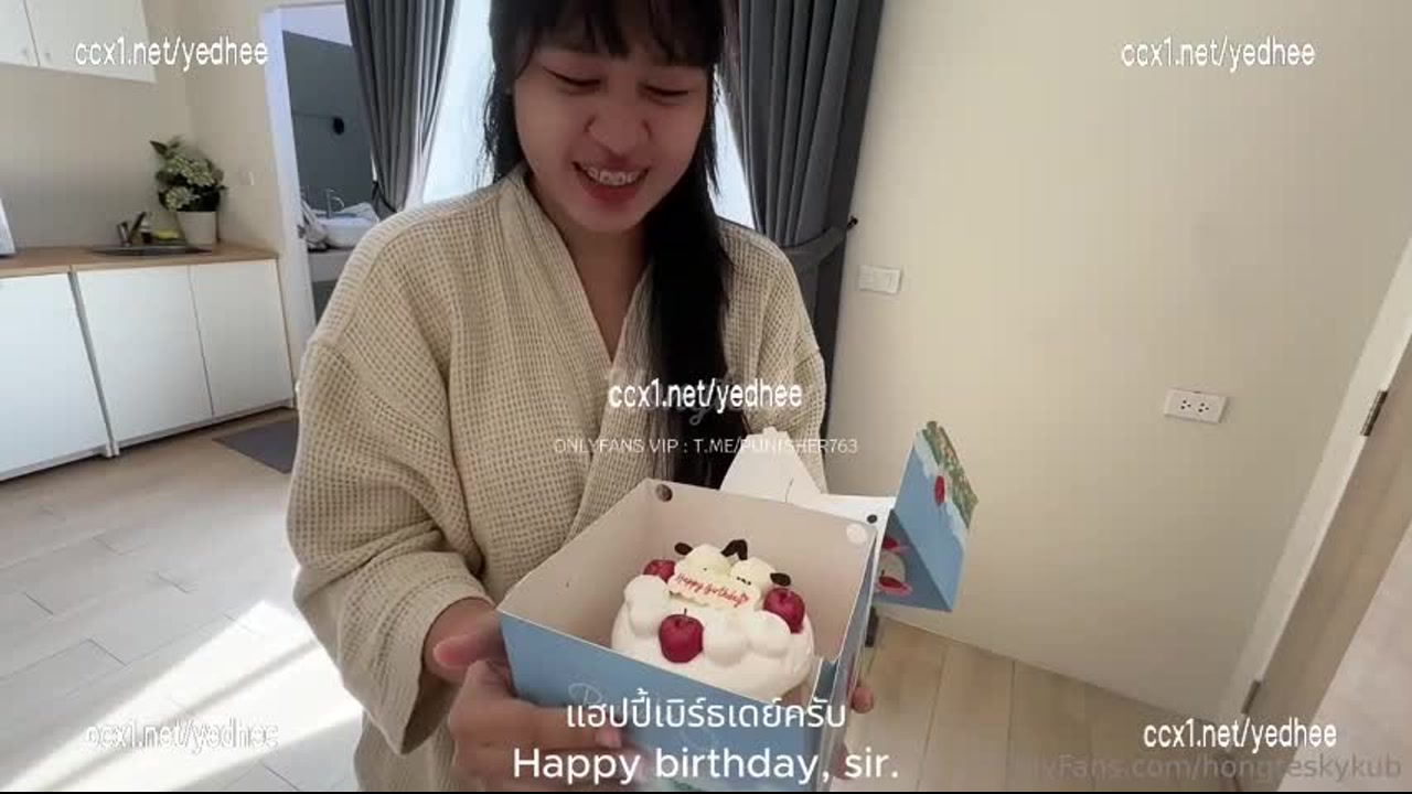 คลิปหลุด สาว hongtesky ของเล่นอย่างสุด ดูดควยน้ำแตกคาปาก อมควยขึ้นขย่มไม่พัก แตกปากพุ่งกระจาย